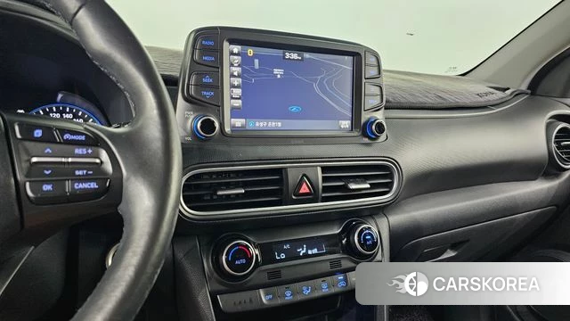 Hyundai Kona 2018 Белый из Кореи, фото 4