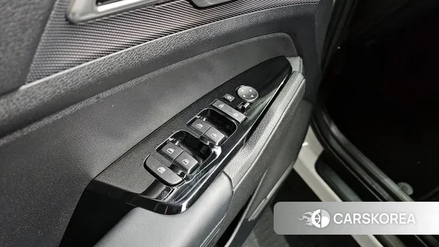 Kia Sportage 5th Generation 2022 Белый из Кореи, фото 4