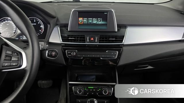 BMW 2 Series Active Tourer (F45) 2019 Белый из Кореи, фото 4