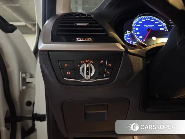 BMW X3 (G01) 2018 Белый из Кореи, фото 4