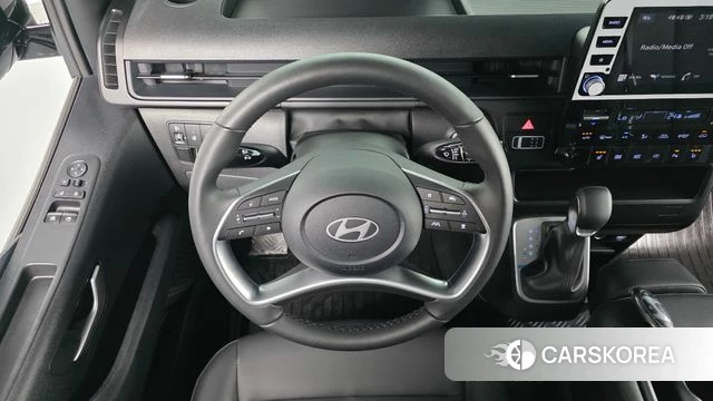 Hyundai Staria 2025 Черный из Кореи, фото 4