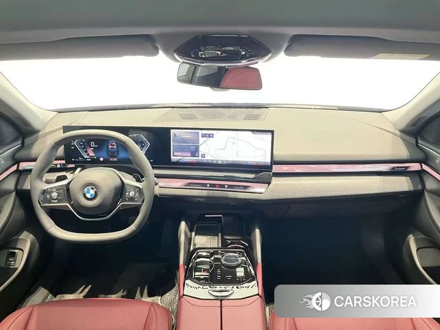 BMW 5 series 2025 Черный из Китая, фото 4