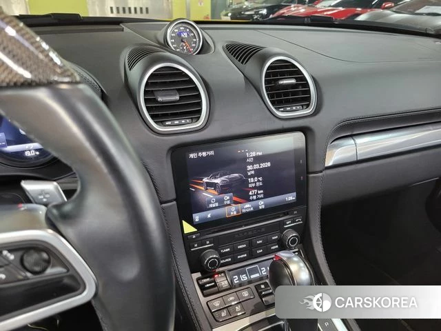 Porsche 718 Boxster 2022 Желтый из Кореи, фото 4