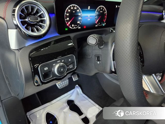 Mercedes-Benz CLA-Class C118 2024 Синий из Кореи, фото 4