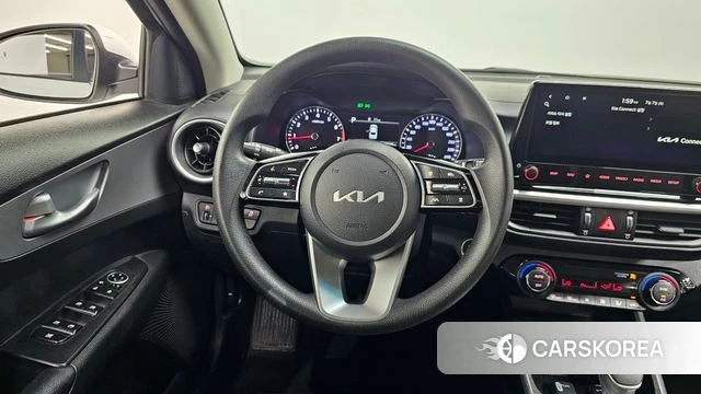 Kia The New K3 2nd generation 2022 Белый из Кореи, фото 4