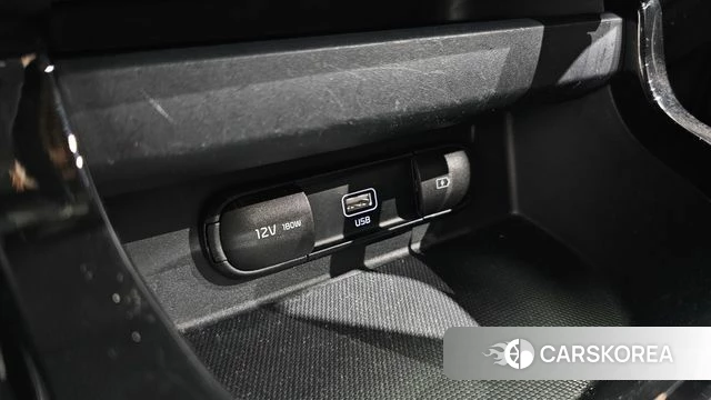 Kia Seltos 2022 Белый из Кореи, фото 4