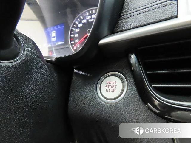 Kia The New K5 2nd generation 2018 Белый из Кореи, фото 4