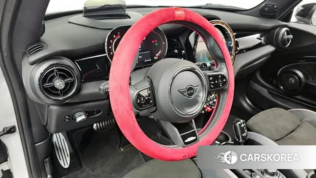 Mini Cooper S 2022 Серебряный из Кореи, фото 4