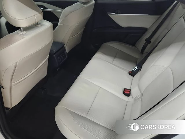 Toyota Camry (XV80) 2025 Белый из Кореи, фото 4