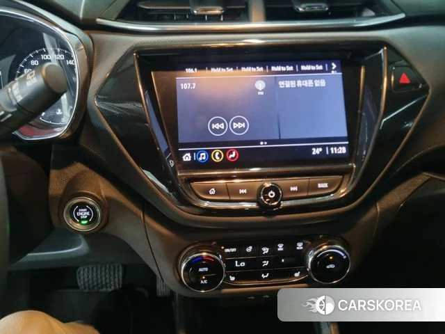 Chevrolet (GM Daewoo) Trailblazer 2022 Белый из Кореи, фото 4