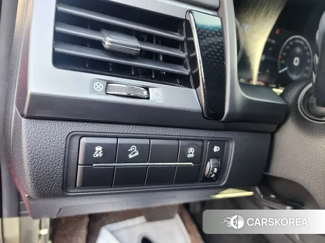 Ssangyong The New Rexton Sports Cannes 2022 Красный из Кореи, фото 4