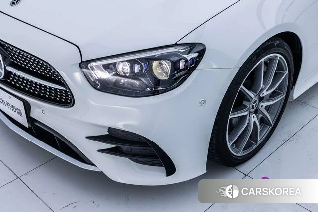 Mercedes-Benz E-class (imported) 2022 Белый из Китая, фото 4