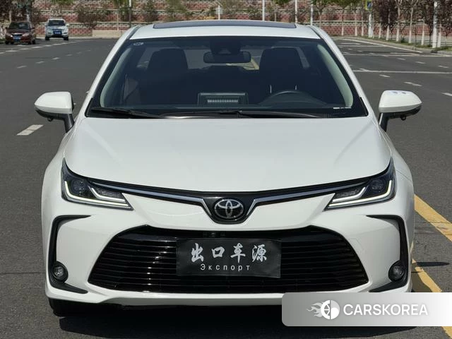 Toyota Corolla 2023 Белый из Китая, фото 4