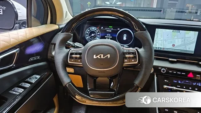 Kia Carnival 4th generation 2023 Белый из Кореи, фото 4