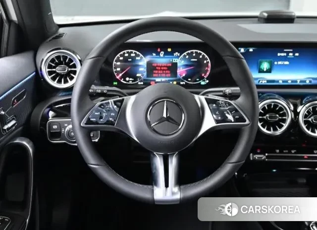 Mercedes-Benz A-Class W177 2025 Белый из Кореи, фото 4