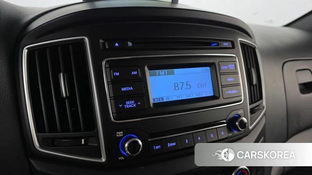 Hyundai The New Grand Starex 2020 Белый из Кореи, фото 4