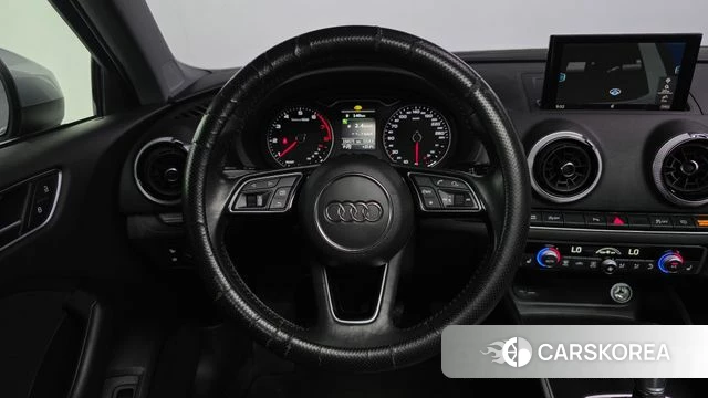 Audi New A3 2018 Серебряный из Кореи, фото 4