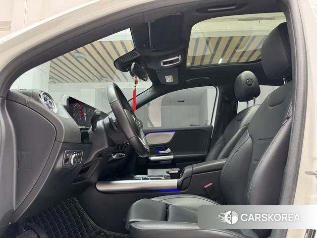 Mercedes-Benz GLA 2022 Белый из Китая, фото 4