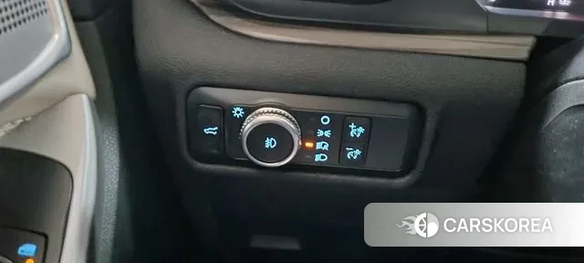 Ford Explorer 6th Generation 2022 Белый из Кореи, фото 4