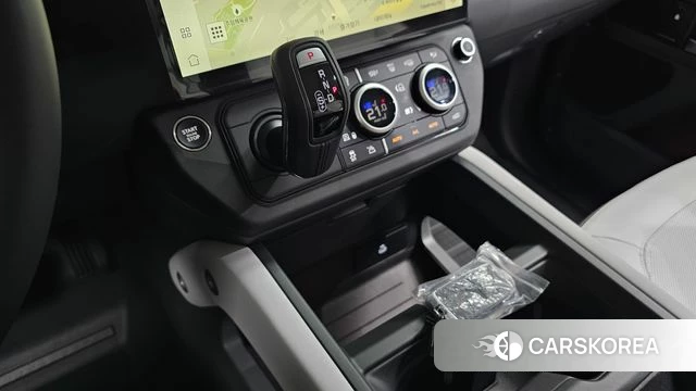 Land Rover Defender (L663) 2026 Черный из Кореи, фото 4