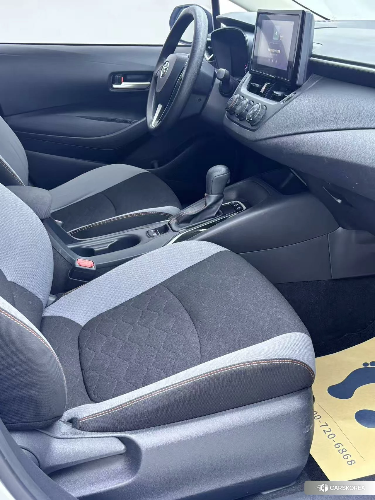 Toyota Corolla 2023 Серебристо-серый из Китая, фото 4