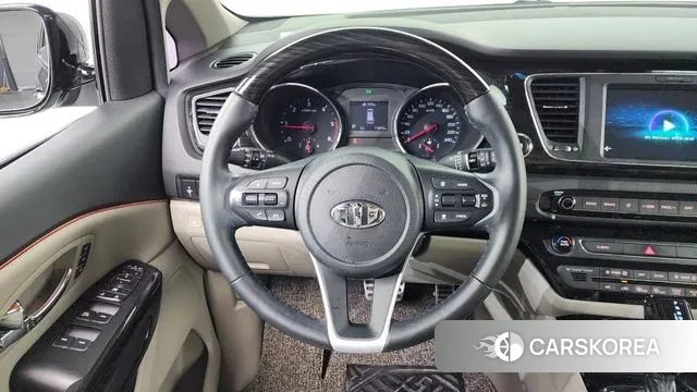 Kia The New Carnival 2018 Серый из Кореи, фото 4