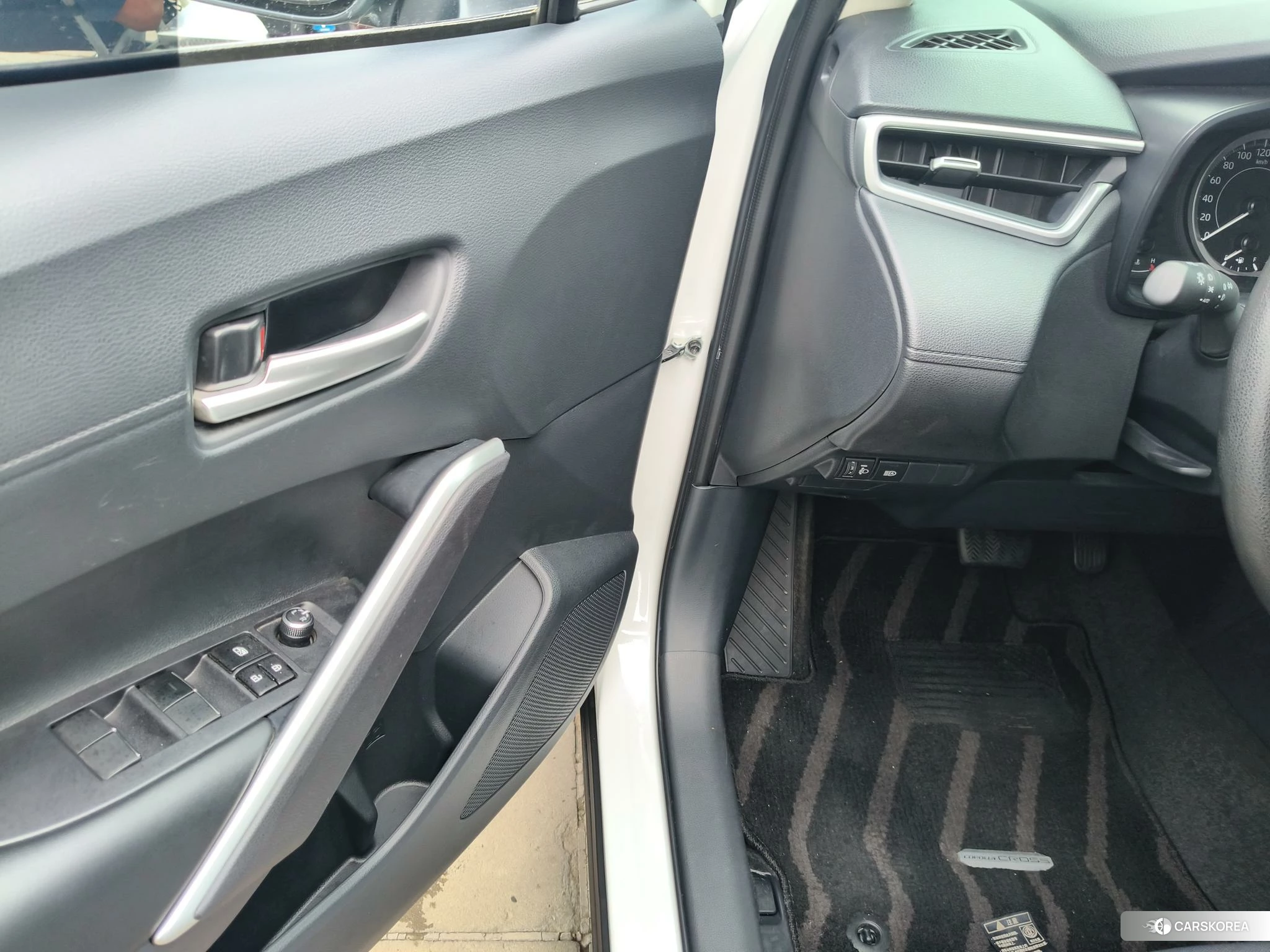 Toyota Corolla Sharp amplifier 2022 Белый из Китая, фото 4