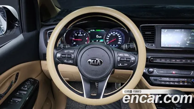 Kia The New Carnival id 2499132 из Кореи 4