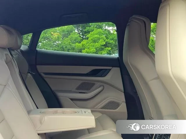 Porsche Taycan 2022 Черный из Кореи, фото 4