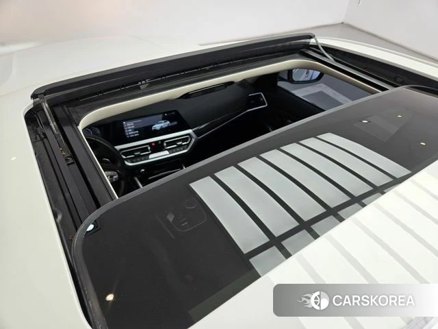 BMW 3 Series (G20) 2022 Белый из Кореи, фото 4