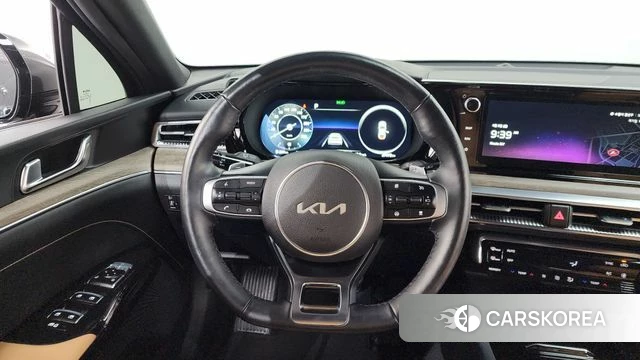 Kia K5 3rd generation 2023 Серый из Кореи, фото 4