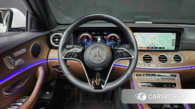 Mercedes-Benz E-Class W213 2022 Белый из Кореи, фото 4