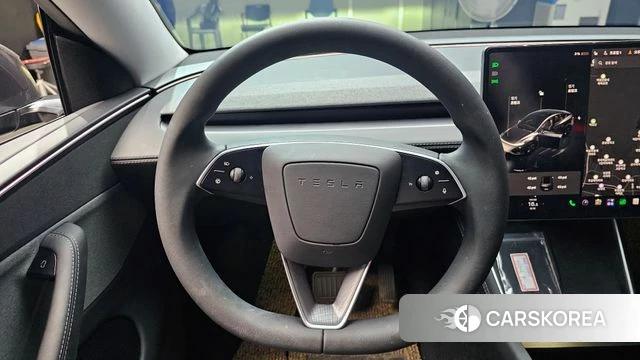 Tesla Model Y 2025 Серый из Кореи, фото 4
