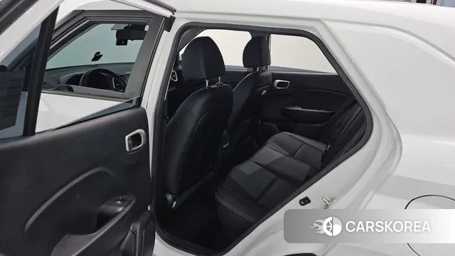 Hyundai Venue 2021 Белый из Кореи, фото 4