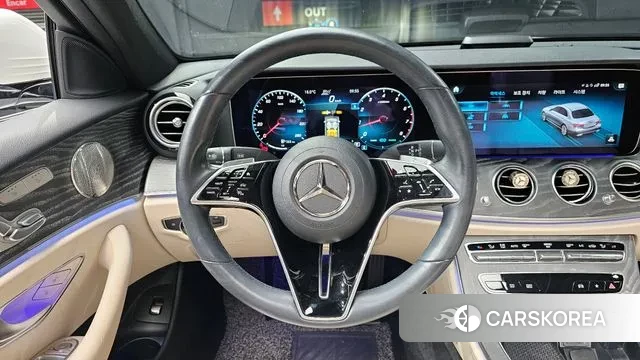 Mercedes-Benz E-Class W213 2022 Белый из Кореи, фото 4