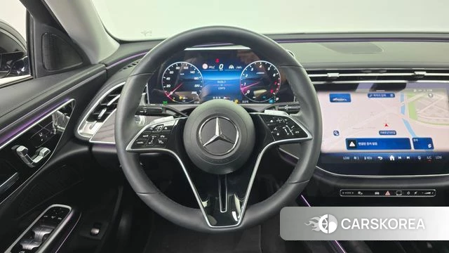 Mercedes-Benz E-Class W214 2025 Черный из Кореи, фото 4