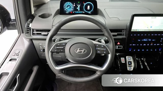 Hyundai Staria 2025 Серебряный из Кореи, фото 4
