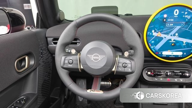 Mini Cooper S Convertible 4th Generation 2025 Красный из Кореи, фото 4