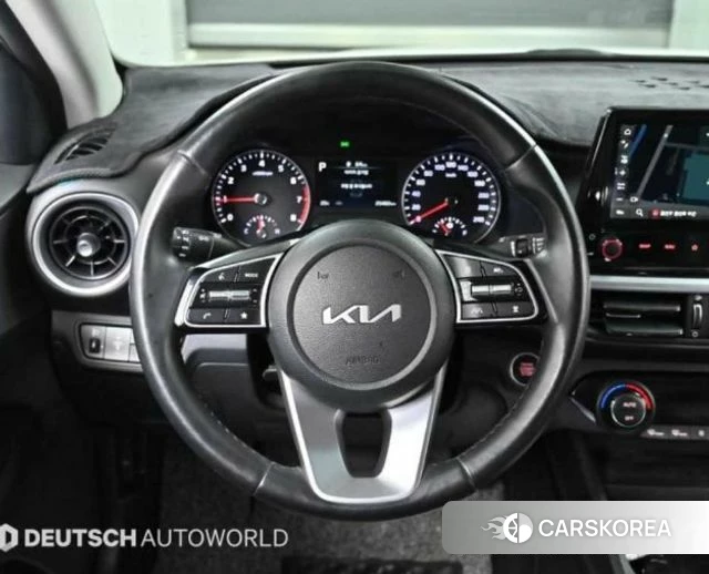 Kia The New K3 2nd generation 2022 Белый из Кореи, фото 4