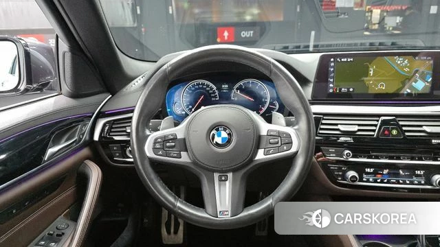 BMW 5 Series (G30) 2018 Серый из Кореи, фото 4
