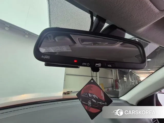 Hyundai Venue 2021 Красный из Кореи, фото 4