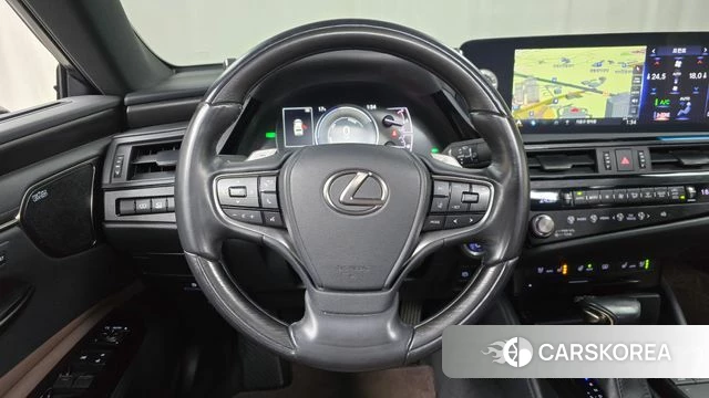 Lexus ES300h 7th generation 2021 Серый из Кореи, фото 4