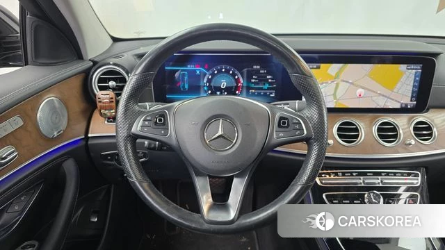 Mercedes-Benz E-Class W213 2018 Черный из Кореи, фото 4