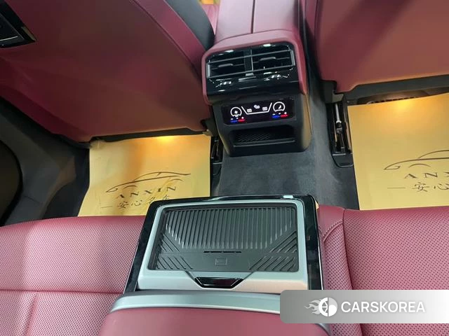 BMW i5 2025 Черный из Китая, фото 4