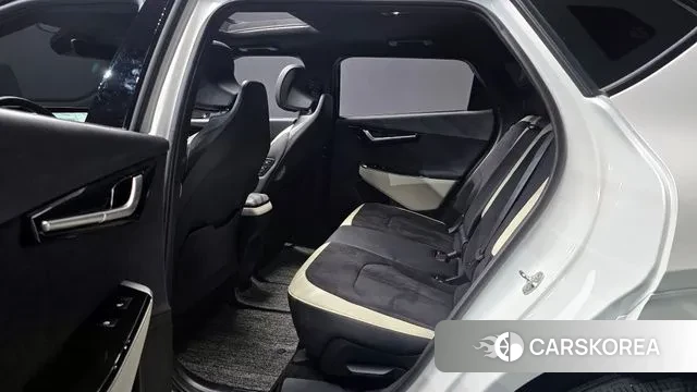 Kia EV6 2023 Белый из Кореи, фото 4