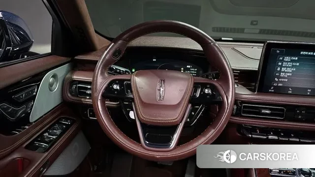 Lincoln Aviator 2nd generation 2022 Черный из Кореи, фото 4