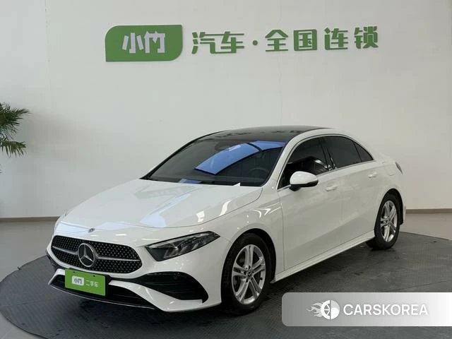 Mercedes-Benz Class A 2023 Белый из Китая, фото 4