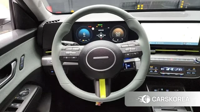 Hyundai Kona (SX2) 2023 Белый из Кореи, фото 4