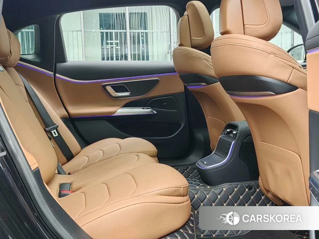 Mercedes-Benz E-class 2024 Черный из Китая, фото 4