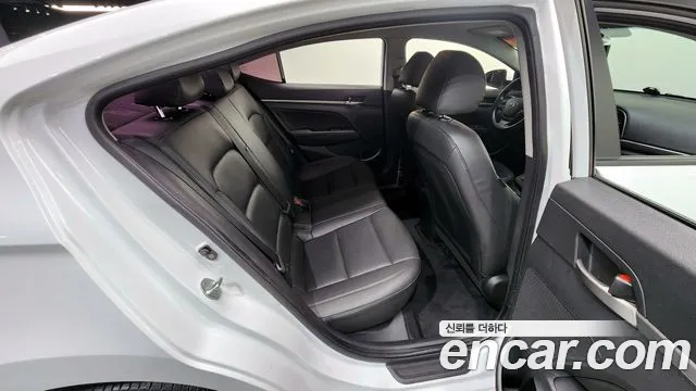 Hyundai Avante AD id 2342042 из Кореи 4